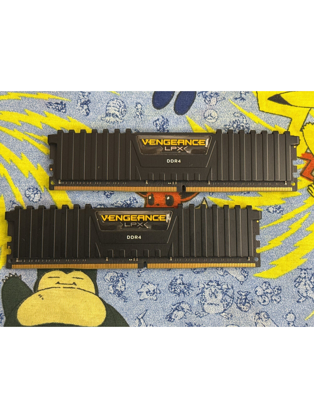 Corsair Vengeance LPX 16GB (2 x 8GB) (DDR4-2400) Memory (CMK16GX4M2A2400C16)